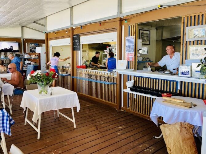 Restaurant La Plage Meynial à Bormes-les-Mimosas, France