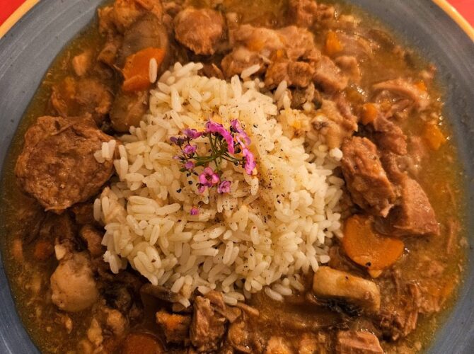 Restaurant La Propriété Française à Paris, France