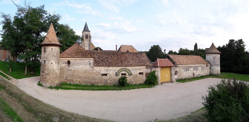 Restaurant La Remarde à Saint-Cyr-sous-Dourdan, France