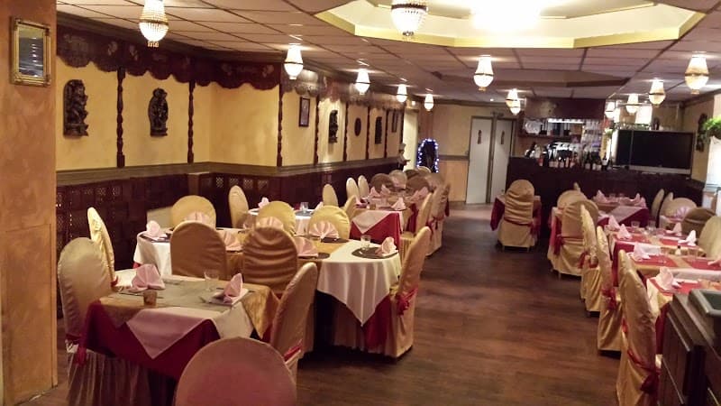 Restaurant LA ROSE DE L’INDE à Longjumeau, France