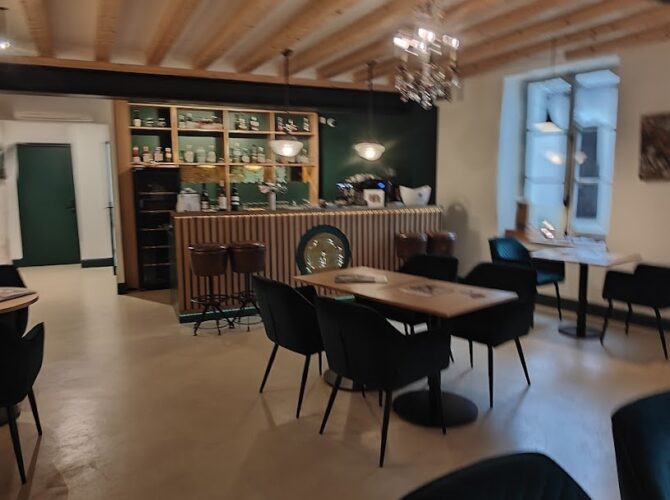 Restaurant La Salamandre à Saint-Aignan, France