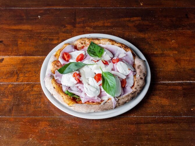 Restaurant La Stazione à Marnes-la-Coquette, France