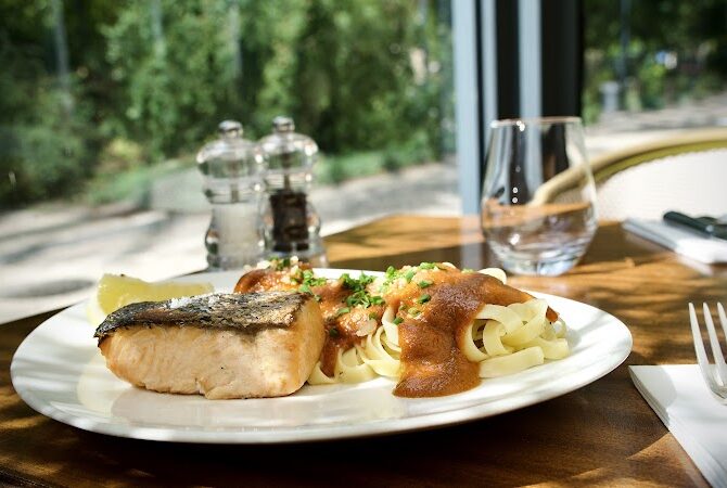 Restaurant La Table des Artistes à Courbevoie, France