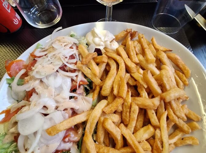 Restaurant LA TABLE MOUZONNAISE à Mouzon, France