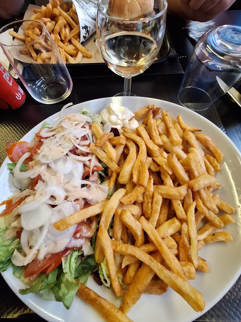 Restaurant LA TABLE MOUZONNAISE à Mouzon, France