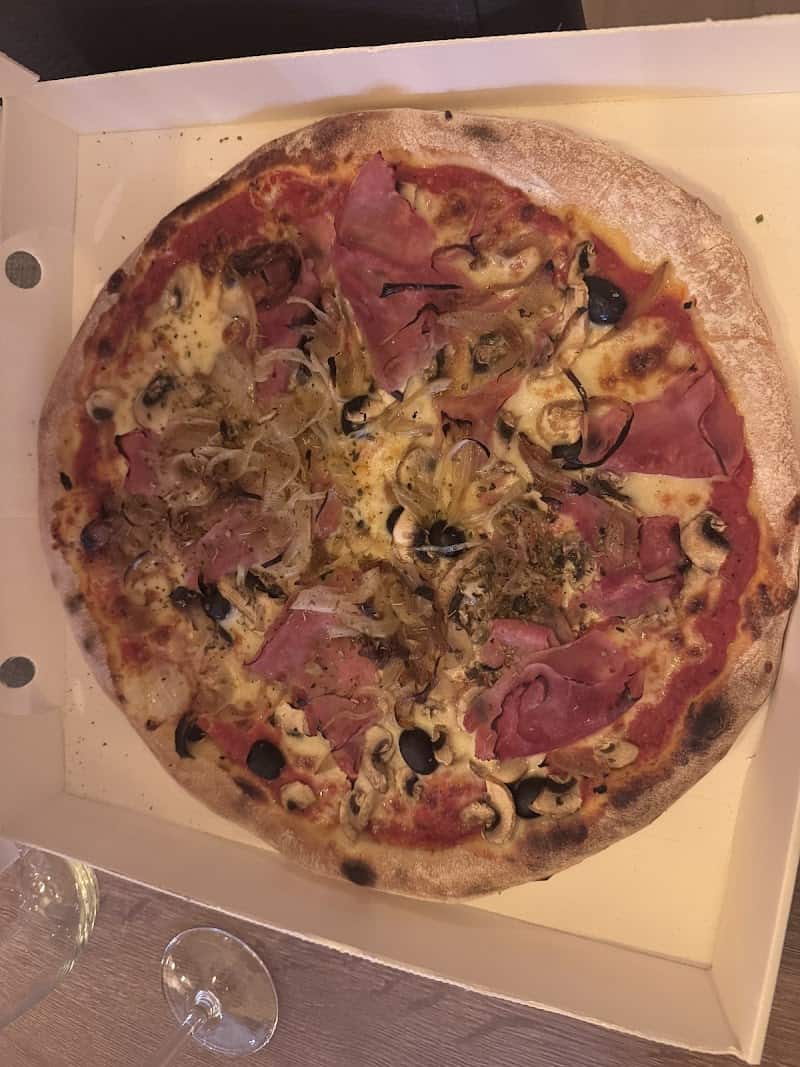 Restaurant La Tavola à Anderlecht, Belgique