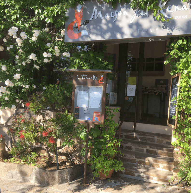 Restaurant La Tonnelle/Maison Gil Renard sous la tonnelle à Bormes-les-Mimosas, France