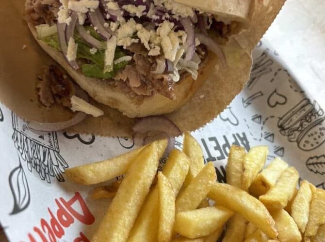 Restaurant La Vallée Kebab à Gonesse, France