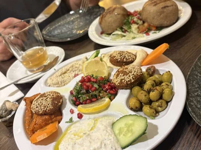 Restaurant L’Amira Steindamm à Hamburg (Hambourg), Allemagne