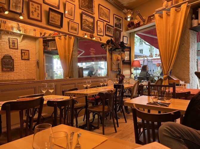 Restaurant L’assiette Sur La Place à Lyon, France