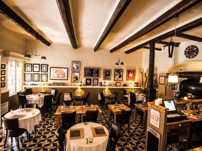 Restaurant L’Auberge Provençale à Le Lavandou, France