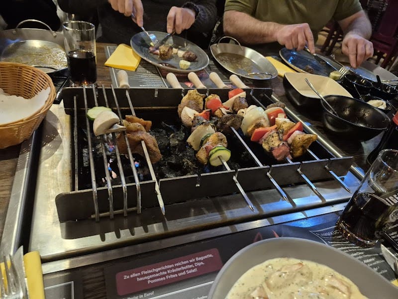 LAVA – Das Indoor-BBQ-Restaurant à Saarlouis (Sarrelouis), Allemagne