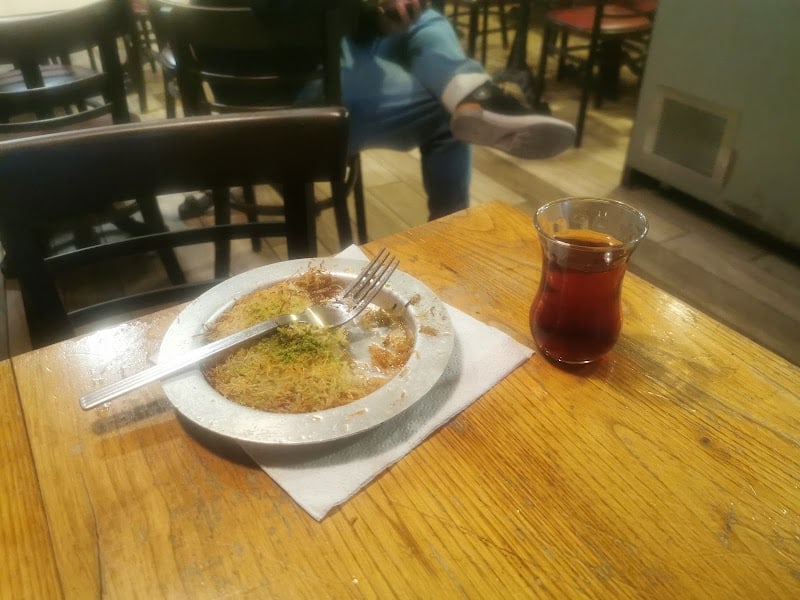 Restaurant L’Avanos à Ivry-sur-Seine, France