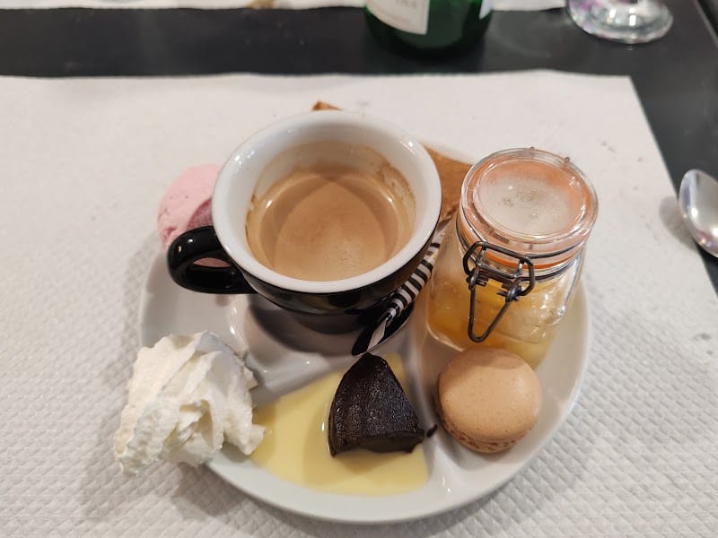 L’aven Restaurant à Sées, France