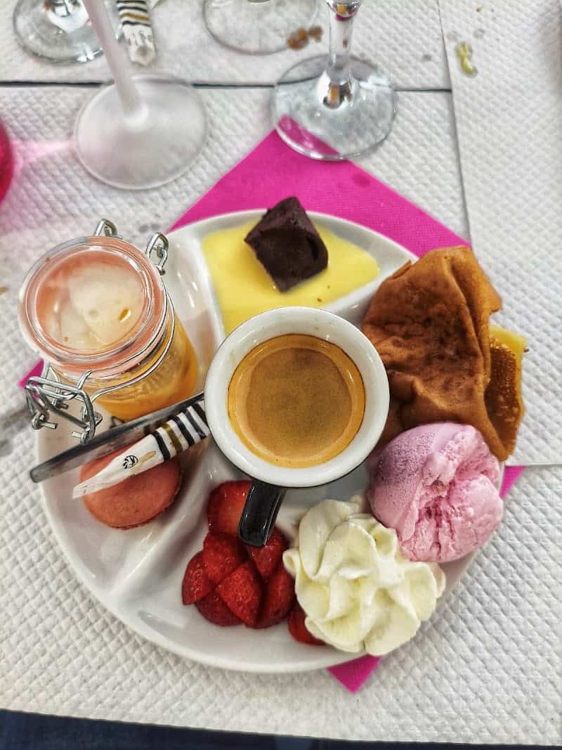 L’aven Restaurant à Sées, France