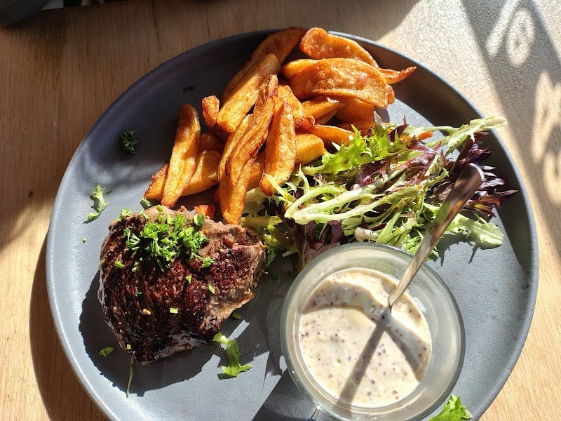 Restaurant Le 430 à Rochefort, France