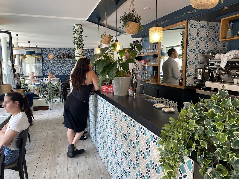 Restaurant Le 65 à Levallois-Perret, France