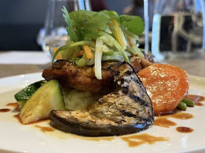 Restaurant Le Bac à Traille à Valence, France