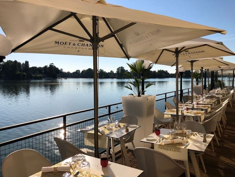 Restaurant Le Baccara Enghien-les-Bains à Enghien-les-Bains, France