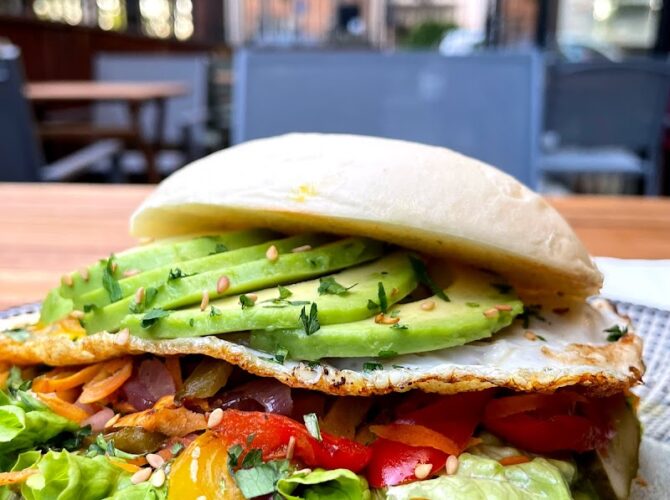 Restaurant LE BAOMA à Courbevoie, France