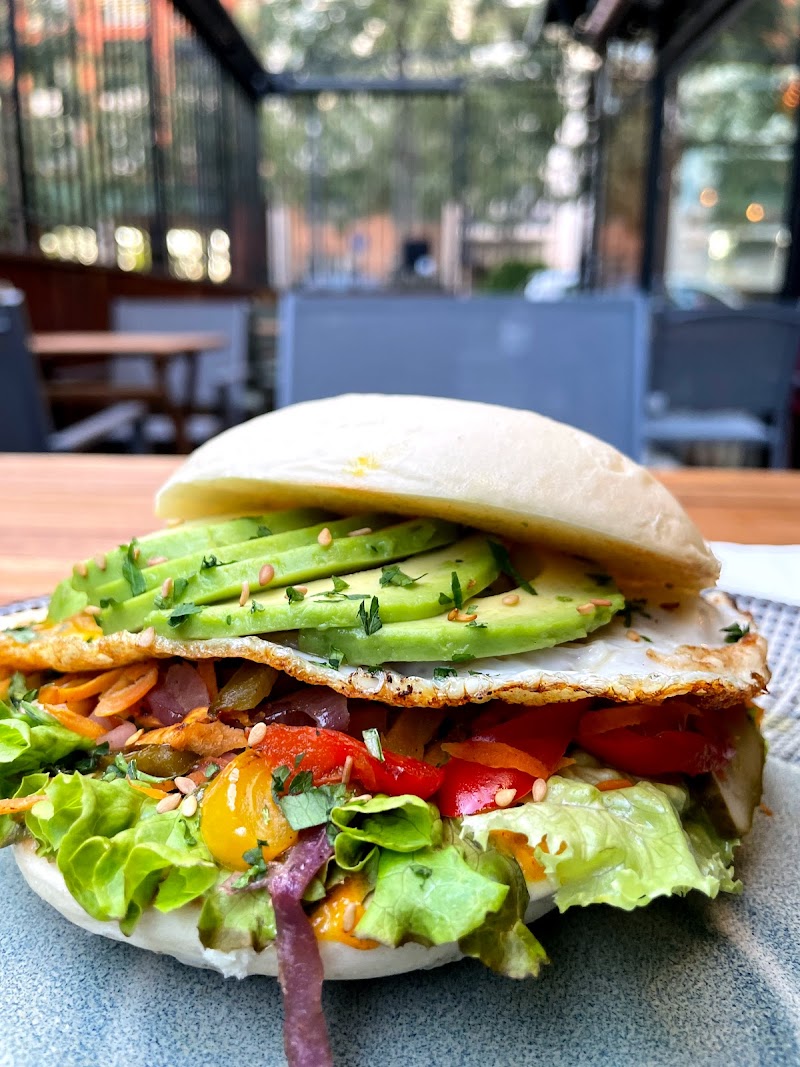 Restaurant LE BAOMA à Courbevoie, France