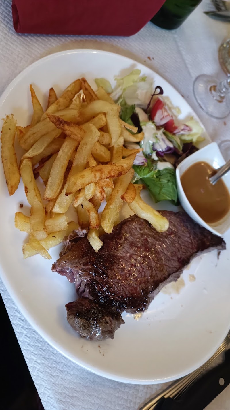 Restaurant Le Bienvenu à Courbevoie, France