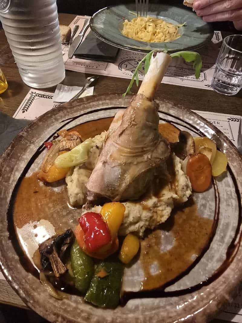 Restaurant Le Bistrot de la Cascade à Groslée-Saint-Benoit, France