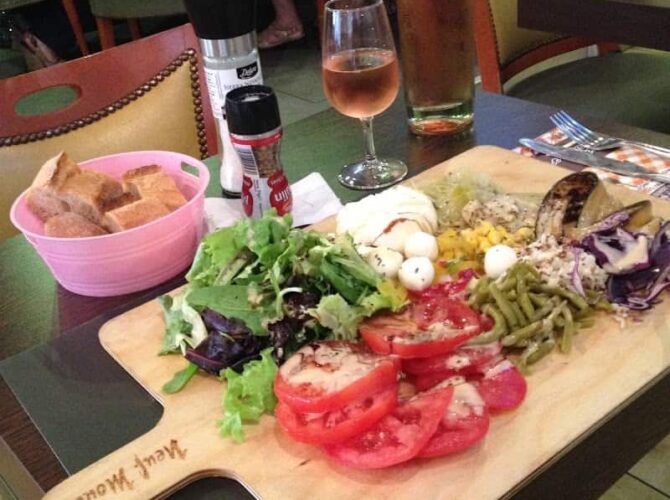 Restaurant Le Bistrot De La Place à Saint-Max, France