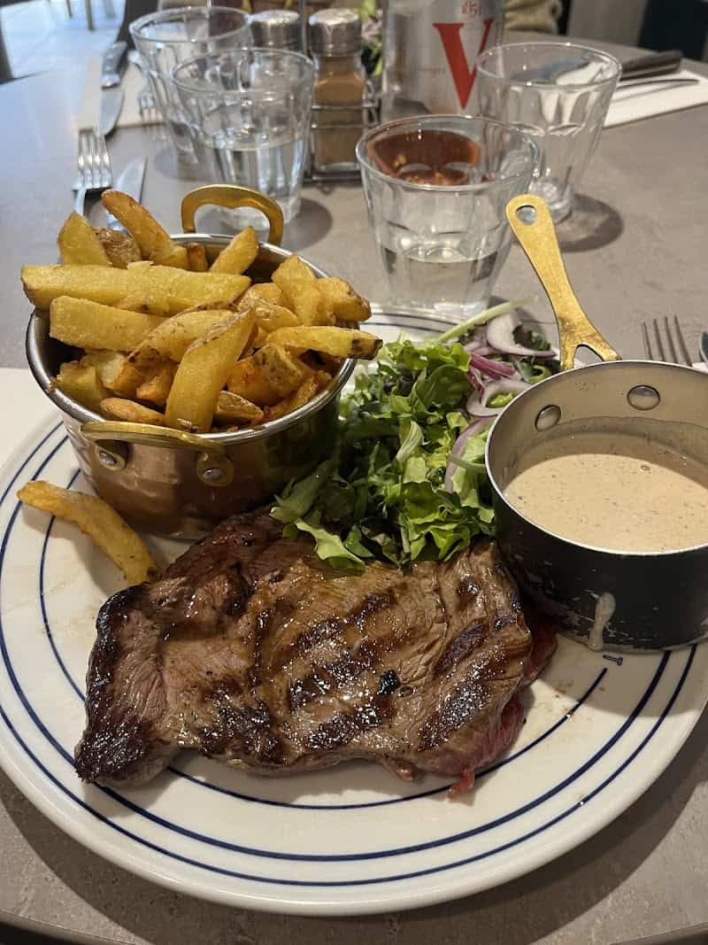 Restaurant Le Bistrot D’en Face à Valenciennes, France