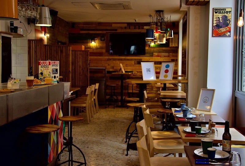 Restaurant Le bistrot des copains à Colombes, France