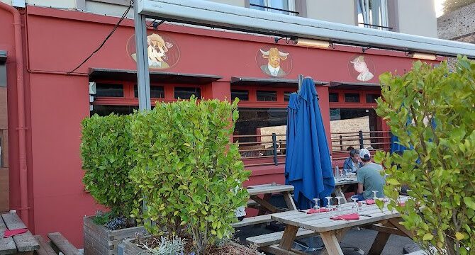 Restaurant Le Bœuf sur le Quai à Brest, France
