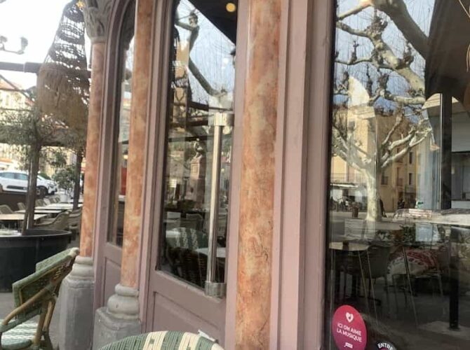 Restaurant Le café de la Paix à Prades, France