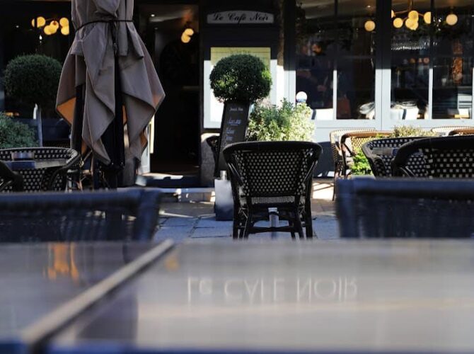Restaurant Le Café Noir à Dinan, France