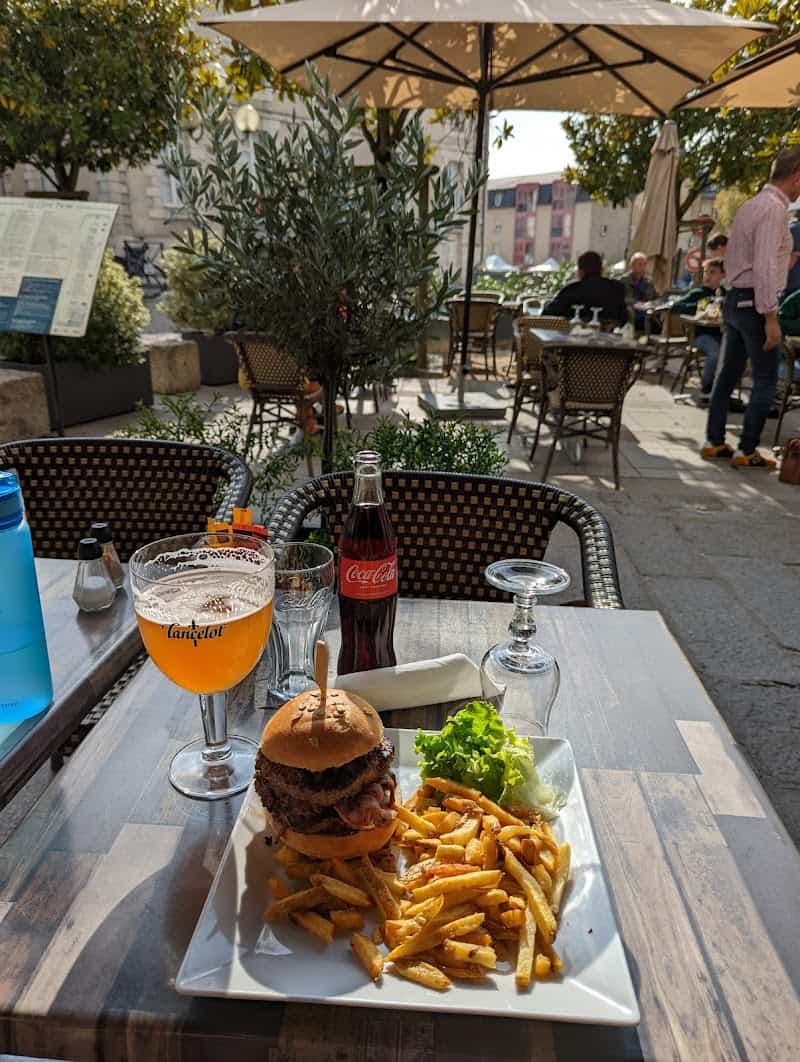 Restaurant Le Café Noir à Dinan, France