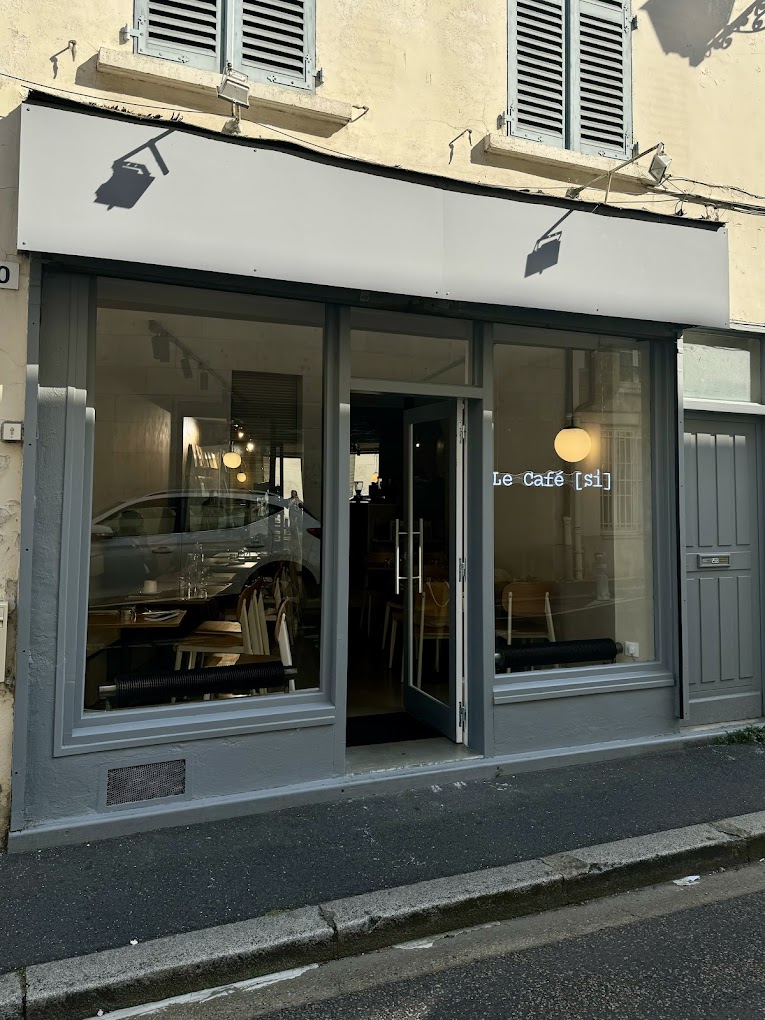 Restaurant Le café [si] à Pontoise, France