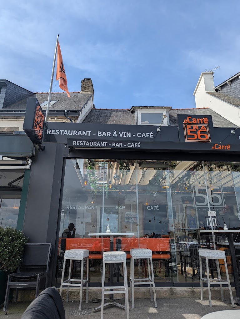 Le Carré 56