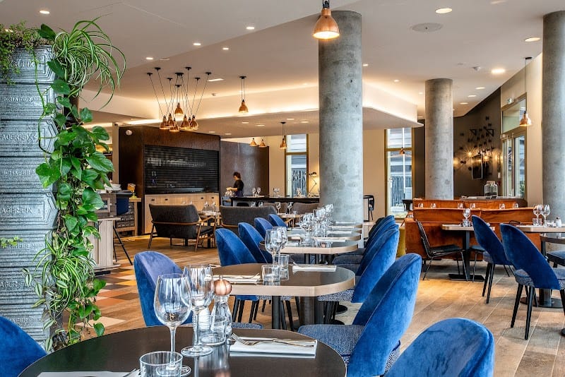 Restaurant LE CHARBON à Gennevilliers, France