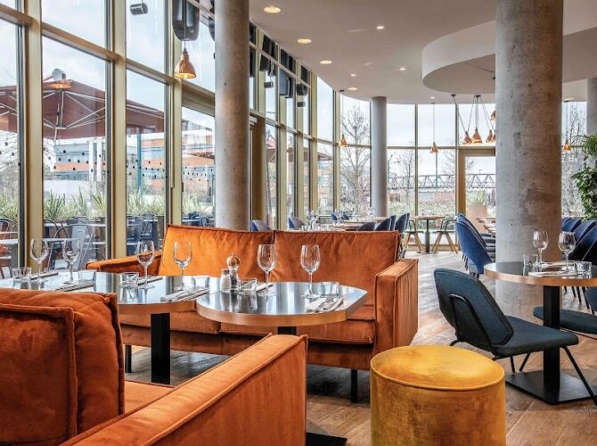 Restaurant LE CHARBON à Gennevilliers, France