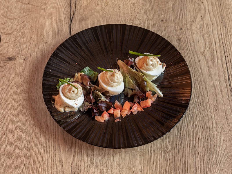 Restaurant Le Charlie’s à Courbevoie, France