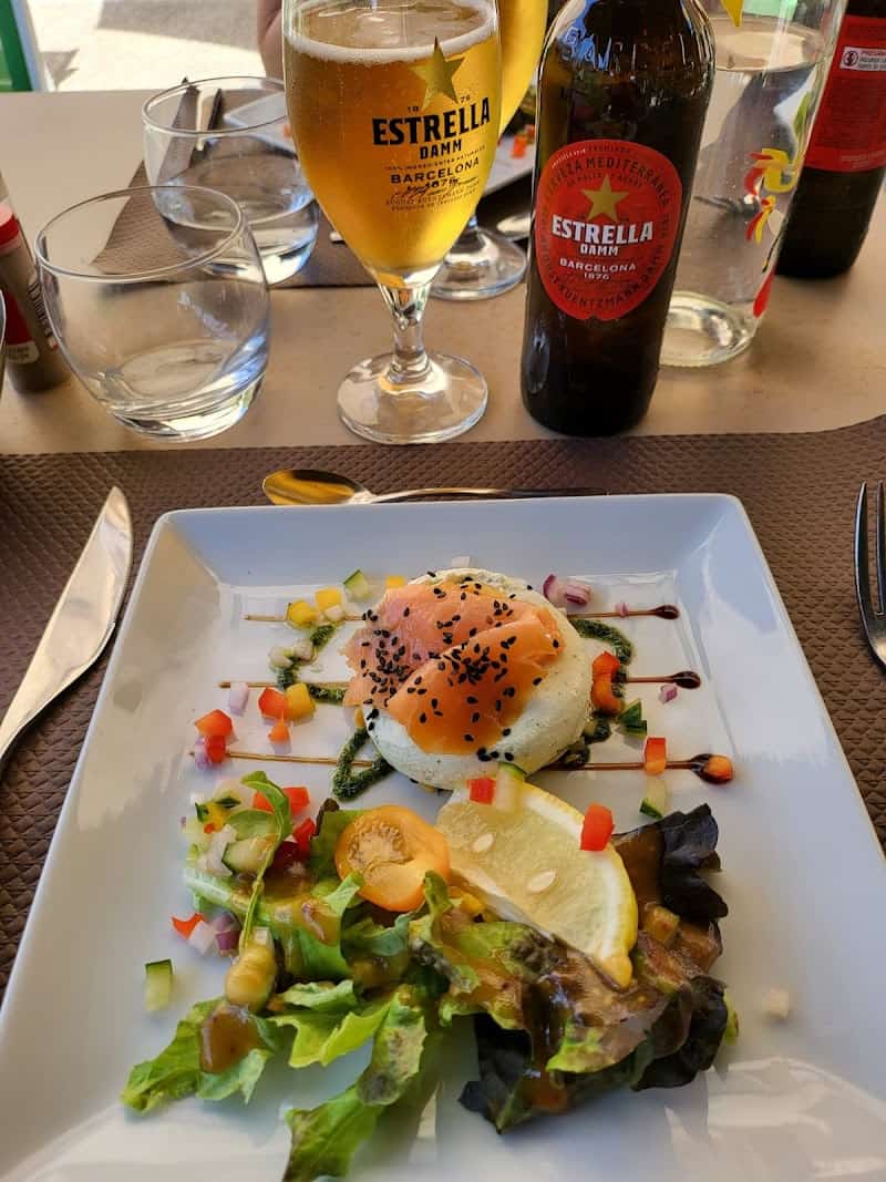 Restaurant Le château de Nyer à Nyer, France