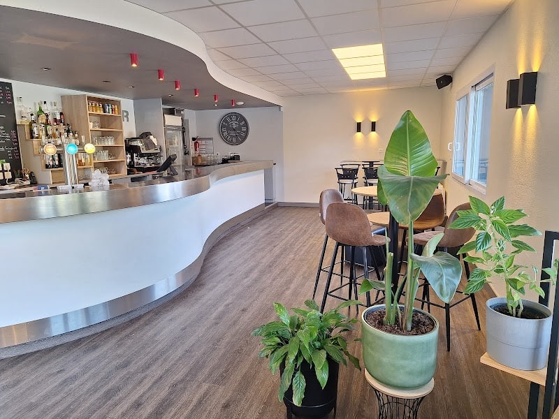 Restaurant Le Coat Hellen à Plonéour-Lanvern, France