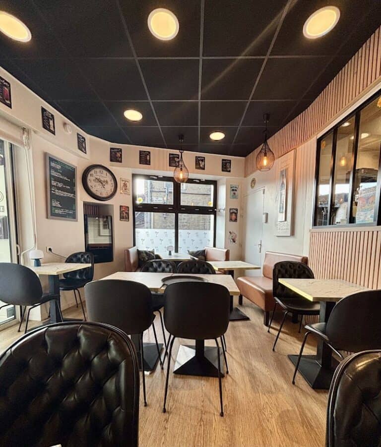 Restaurant Le Comptoir à Dinan, France — photo 1