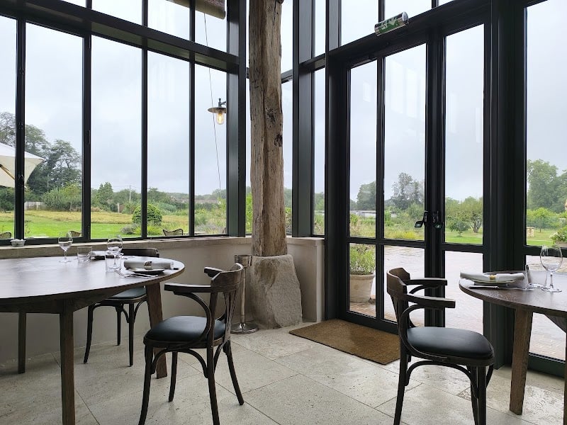 Restaurant Le Doyenné à Saint-Vrain, France
