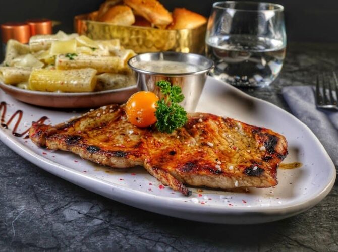 Restaurant Le First à Montrouge, France