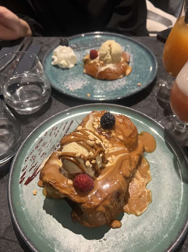 Restaurant Le First à Montrouge, France