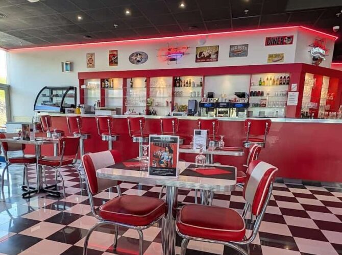 Restaurant Le Frenchy’s Diner – BAR LE DUC à Bar-le-Duc, France