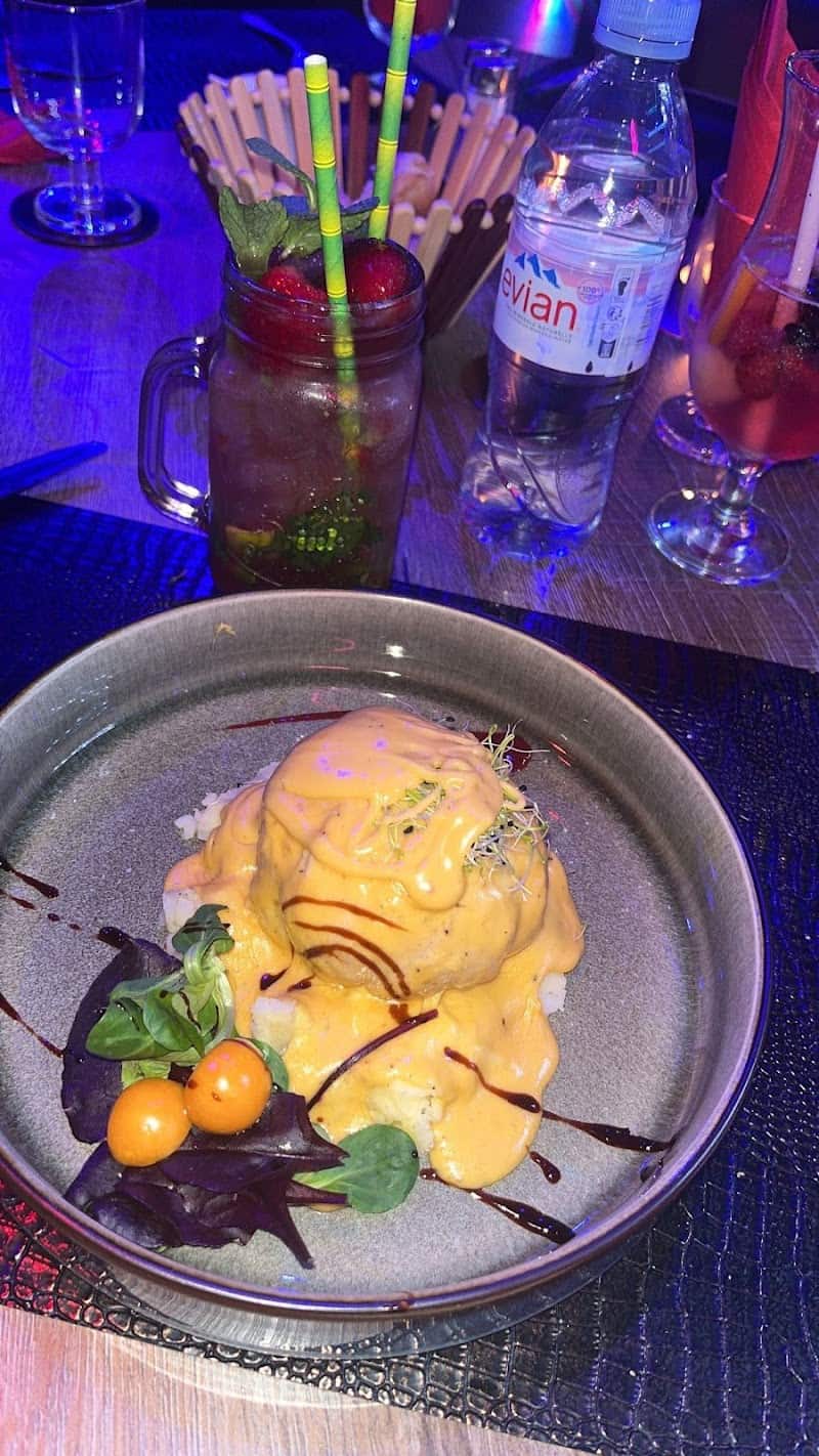 Restaurant le gold cesar à Lens, France