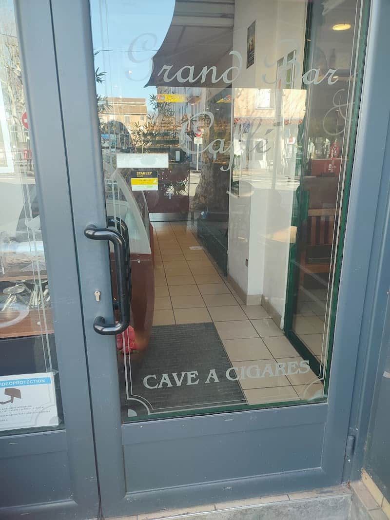 Restaurant Le Grand Bar à Castelnaudary, France