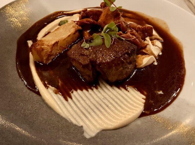 Restaurant Le Grand Véfour à Paris, France