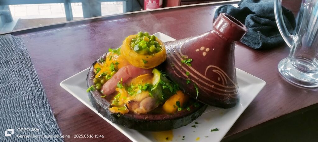 Restaurant Le Grandel à Gennevilliers, France